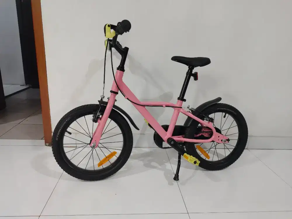 Sepeda anak dijual