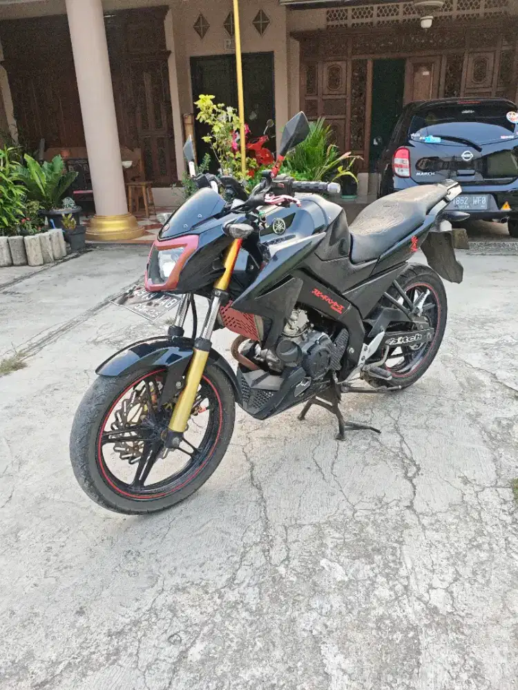 (JUAL) Yamaha Vixion 2015 Surat Lengkap