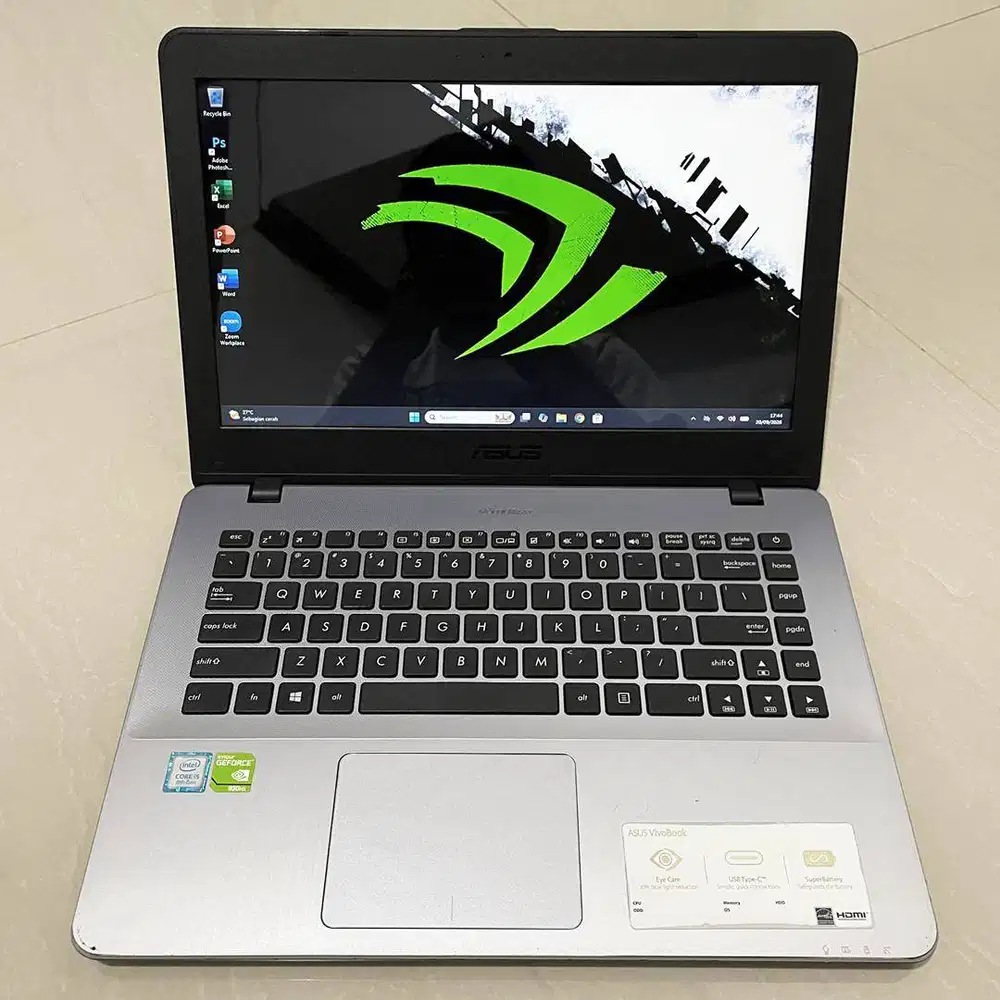 Laptop Core i5-8250U Nvidia 930MX RAM 8GB / SSD 256GB MURMER !!!