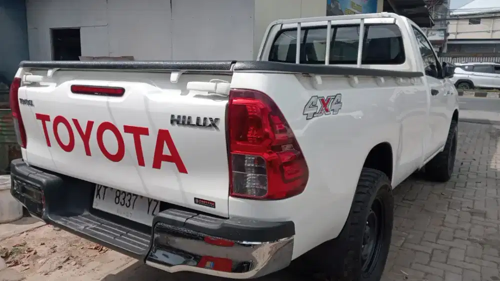 Toyota Hilux Singel Cabin 4x4 2023