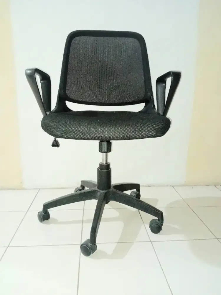 Kursi kantor busa latek