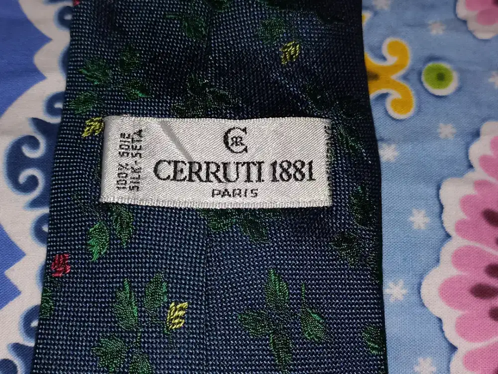 Dasi Cerruti Paris Original