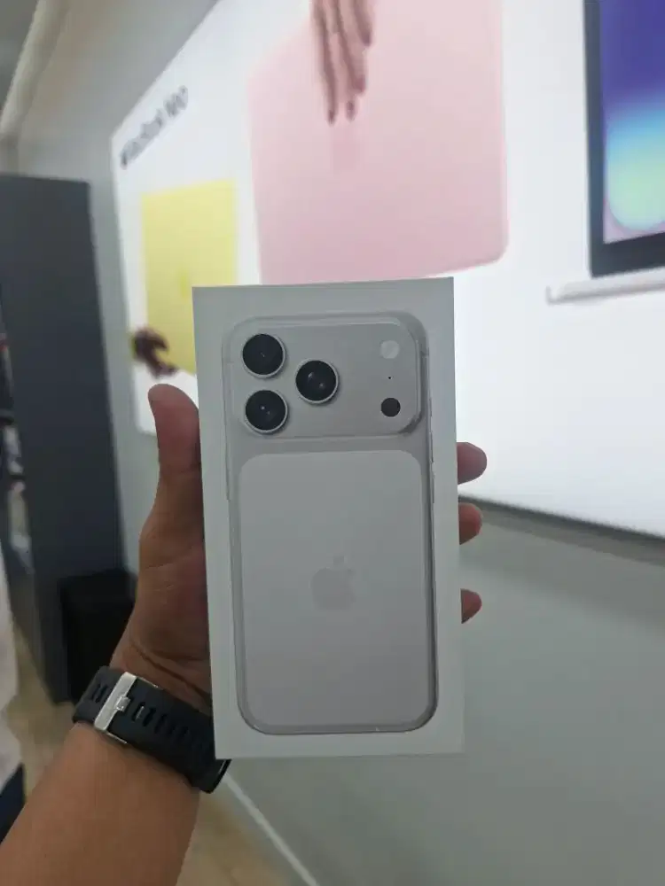 Iphone 17 promax 256gb