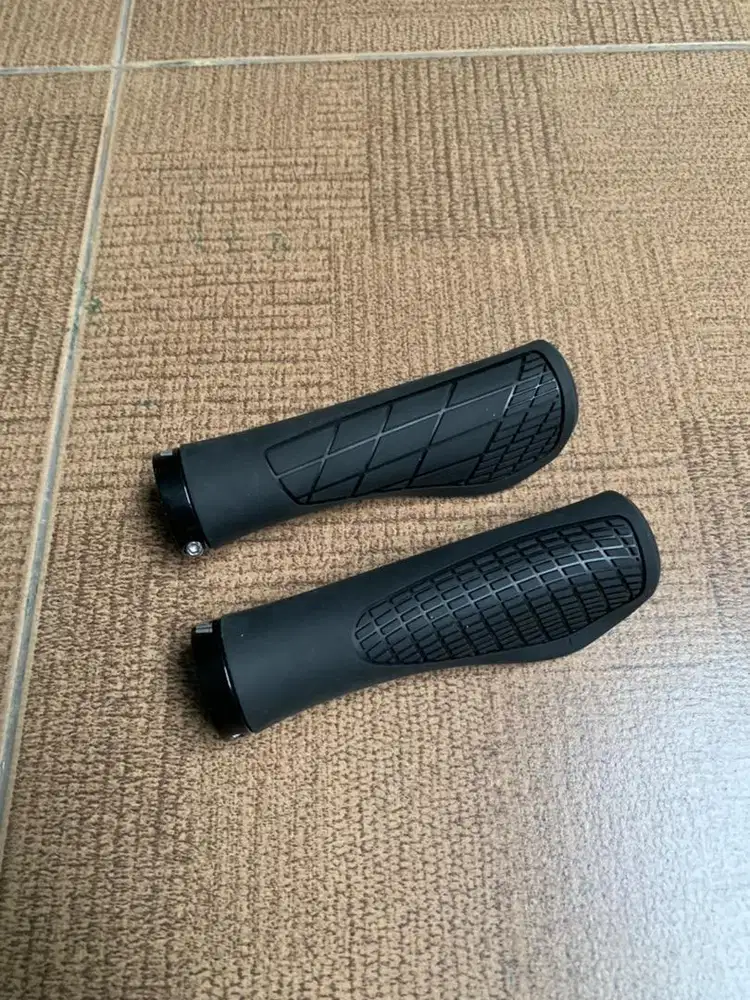 ODI OG20 Hand Grip Lock Ergonomic Setang Sepeda