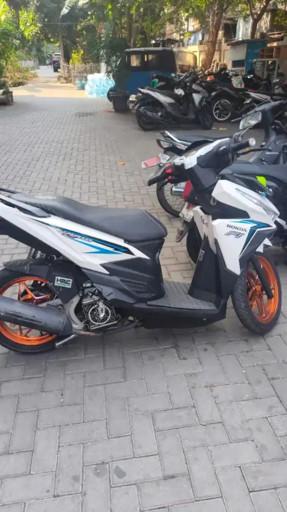 JUAL BEKAS MOTOR VARIO 125 LED OLD (NEGO HALUS, SURAT  LENGKAP)