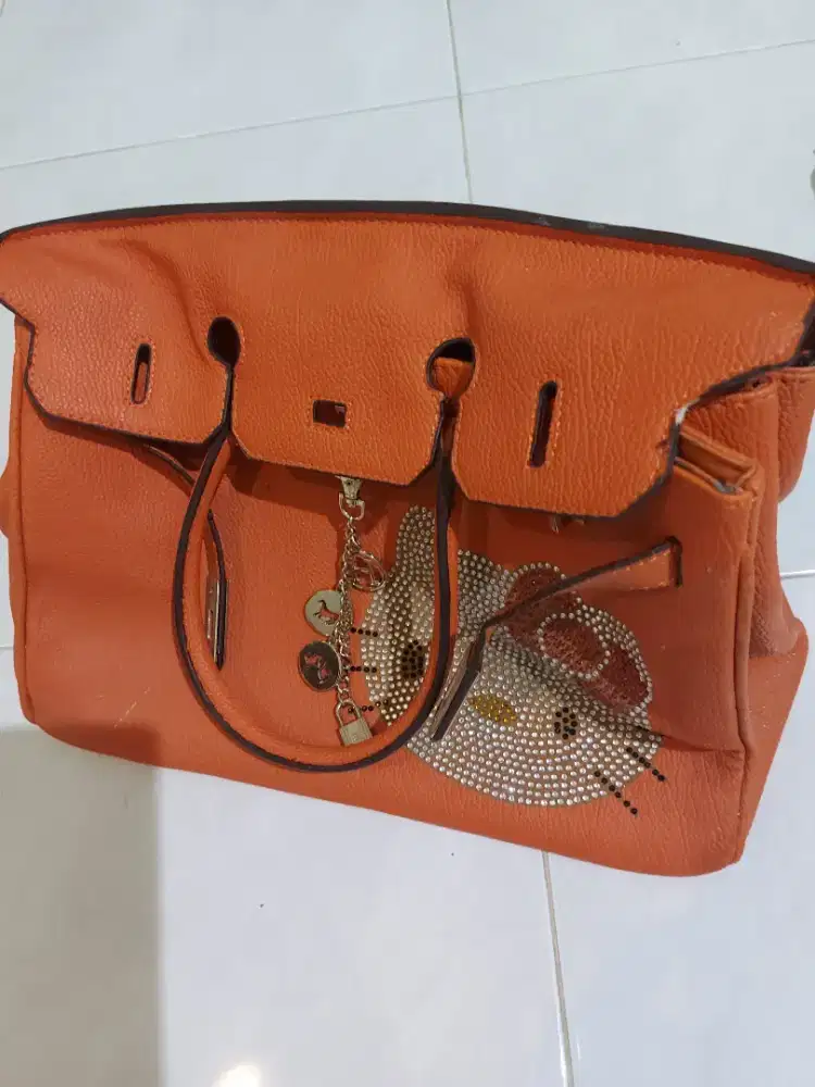 Tas fashion wanita