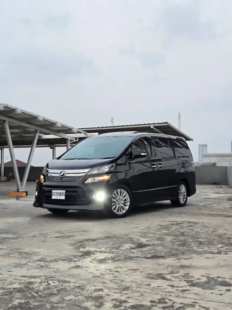 Toyota Vellfire ZG PremSound 2012 Facelift (ANH20)
