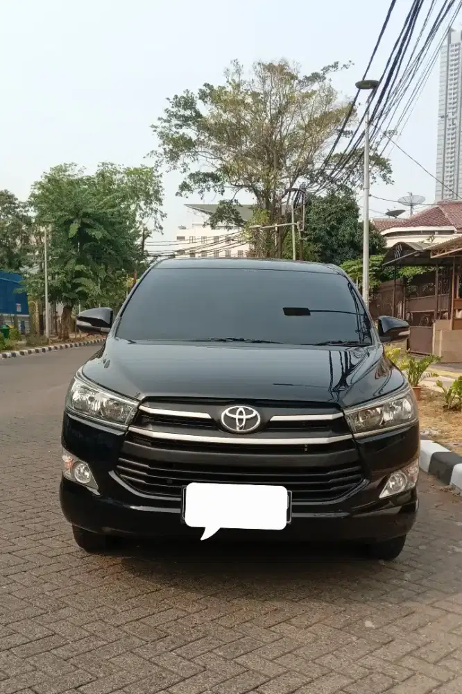 Kijang Innova 2.0G Bensin AT Black Met 2017
