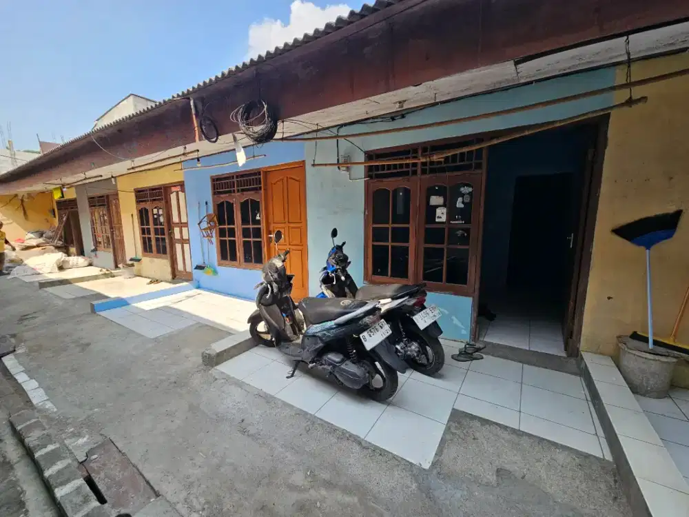 Kontrakan strategis 1menit Jl.Raya bogor
