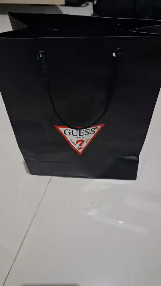 Jam Tangan Guess