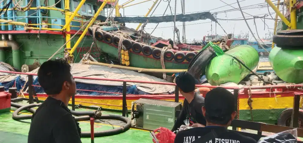 Di Butuh Kan secepat nya Buat yg minat kerja Di Kapal