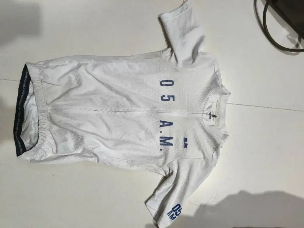 Jersey sepeda SUB