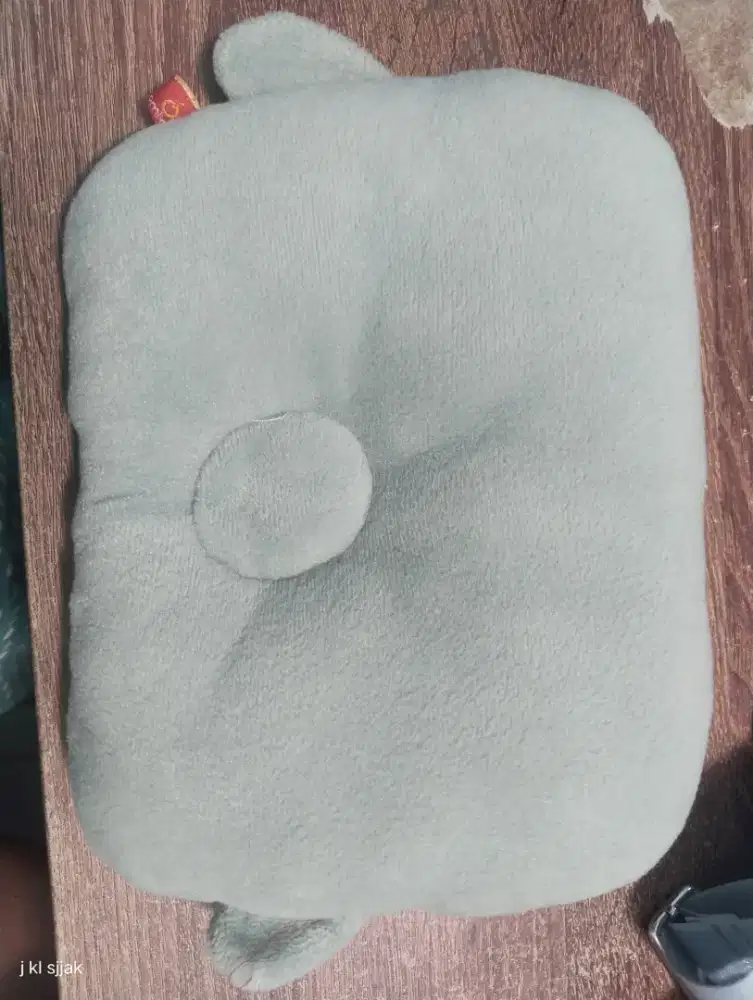 Bantal peang bayi
