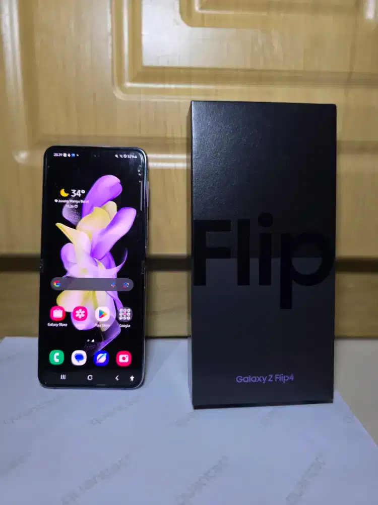 Jual murah HP Samsung Z Flip 4 8/256