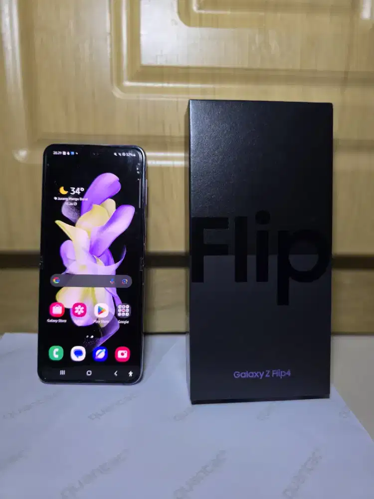Samsung Z Flip 4 8/256