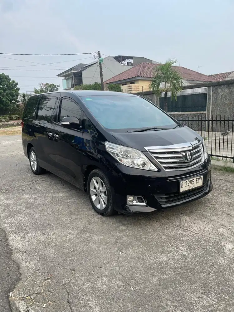 Toyota Alphard 2013 Bensin