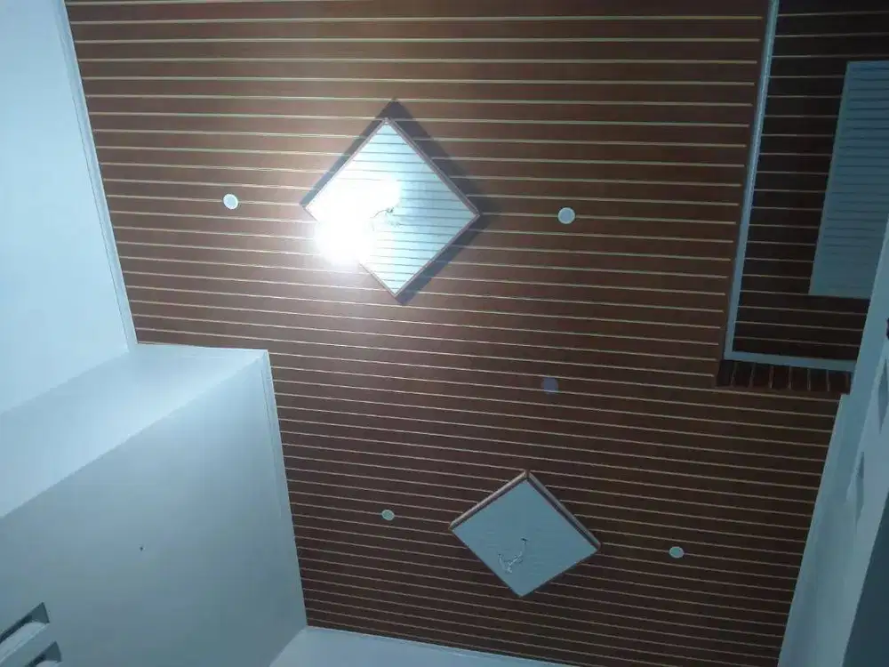 Tukang Pasang Plafon Partisi Jasa Wall Moulding Sekat PVC GRC Gypsum