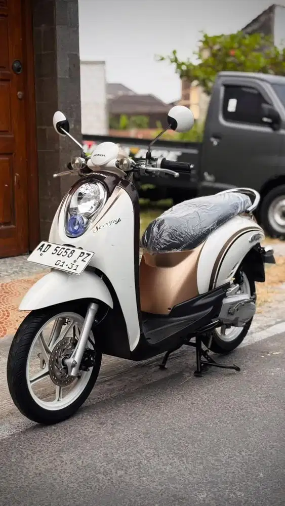SCOOPY EDISI PERTAMA ISTIMEWA ORIGINAL