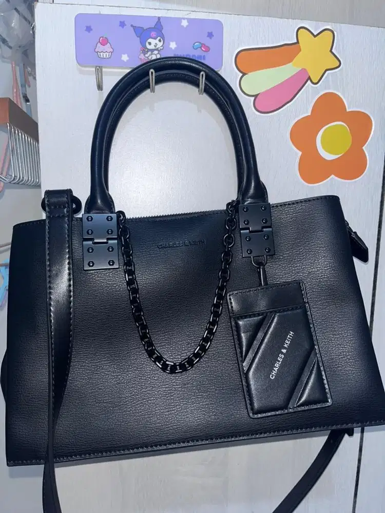 CHARLES KEITH cameron bag black like new