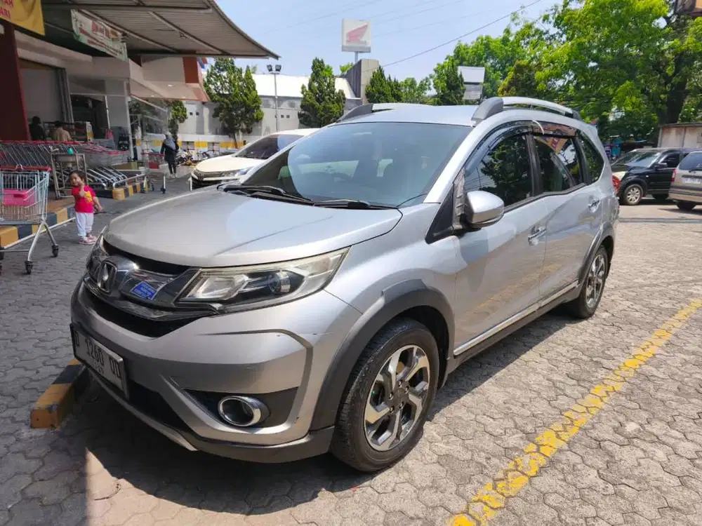 Honda BR-V E CVT 2016 Abu-abu Plat D, KM 121rb, Servis Rutin