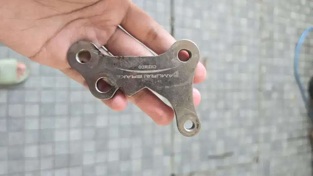 BRACKET KALIPER NISSIN SAMURAI 2P UKURAN 260MM  PNP NMAX/AEROX