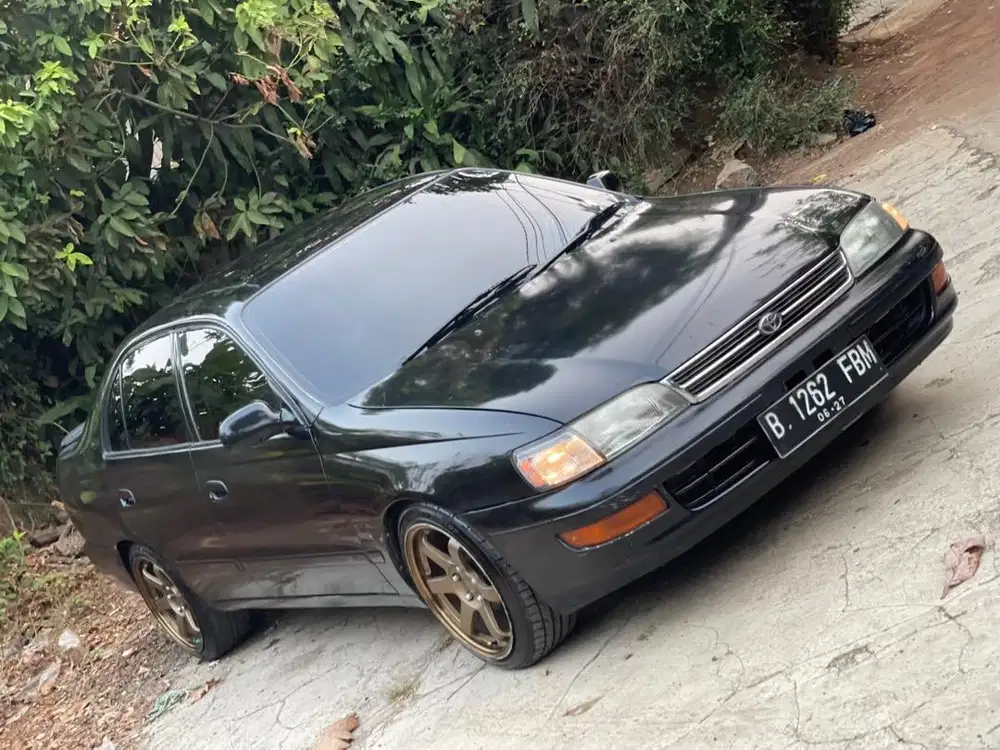 Toyota Corona absolute 1.6cc