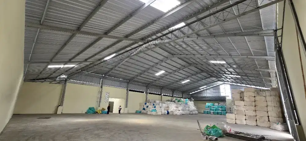 DI SEWAKAN GUDANG BARU DI BAWEN - KAB. SEMARANG