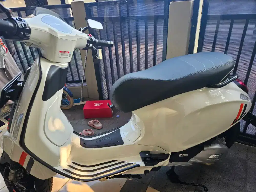 Dijual vespa matic sprint s tahun 2024
