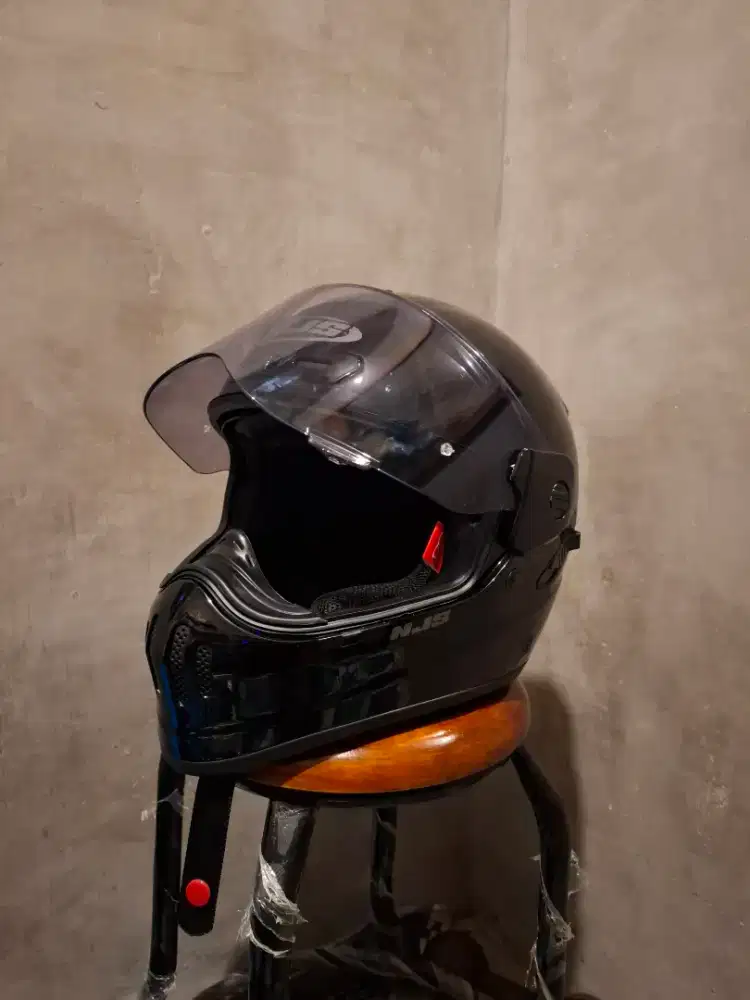 Helm Njs S-Cross