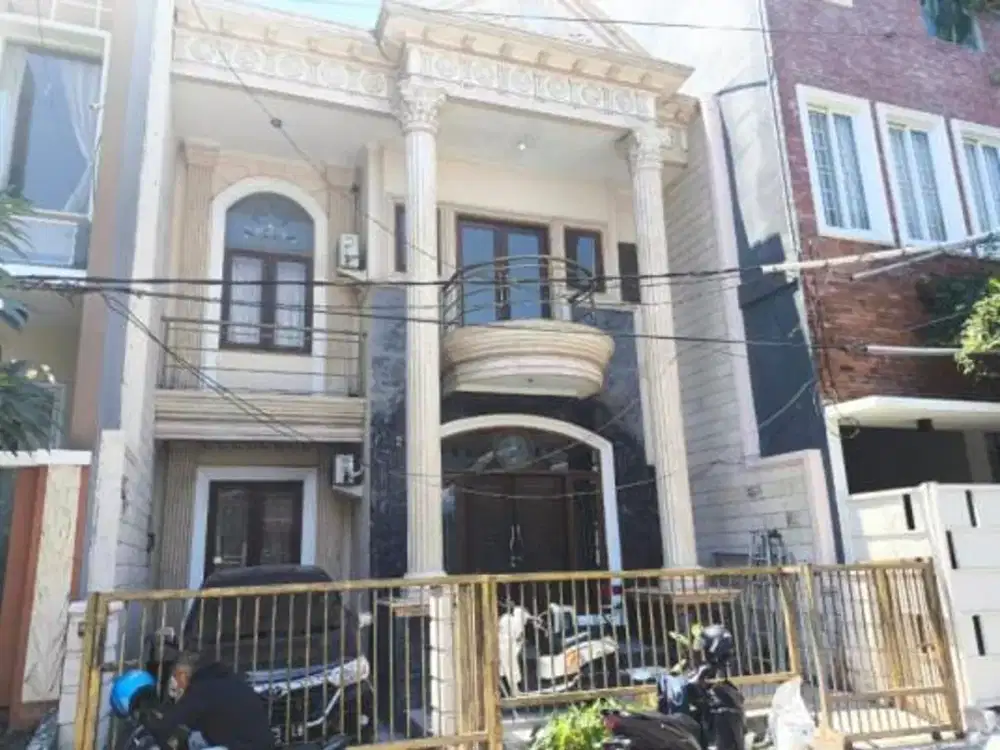 Lelang tanah bangunan rumah di bumi Marina emas surabaya