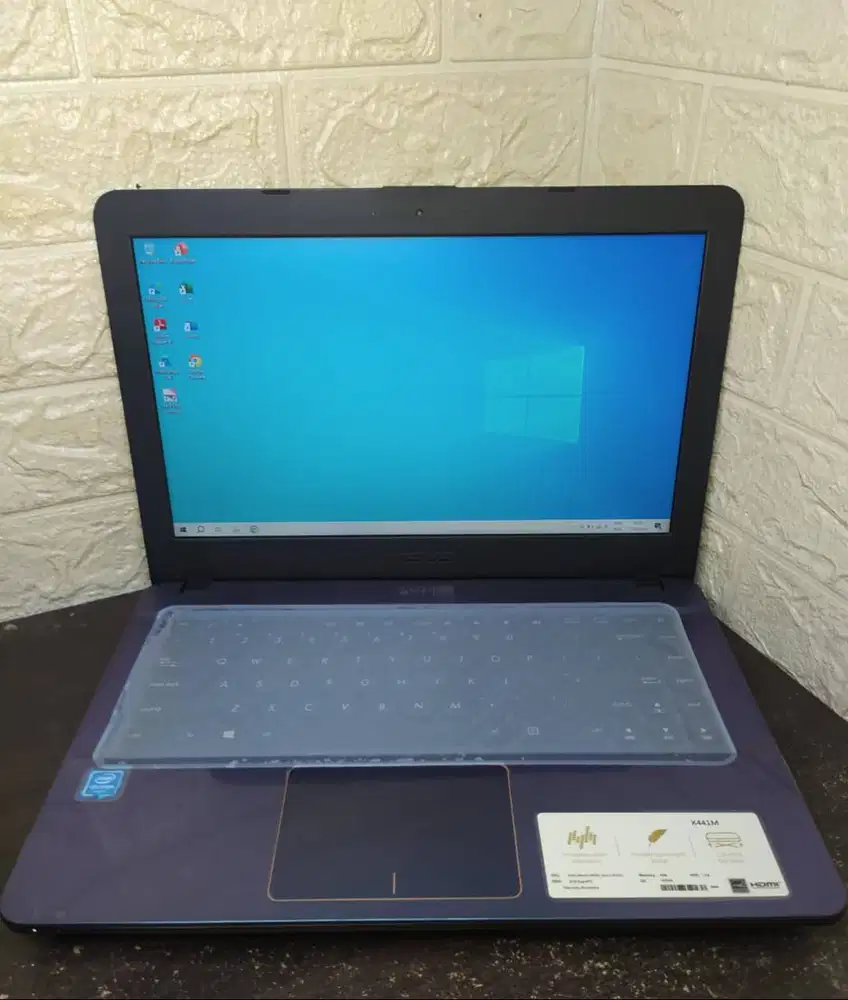 Laptop Asus Vivobook X441m
