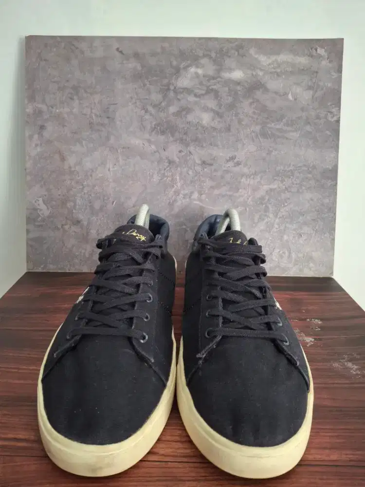 Fred Perry canvas shoes