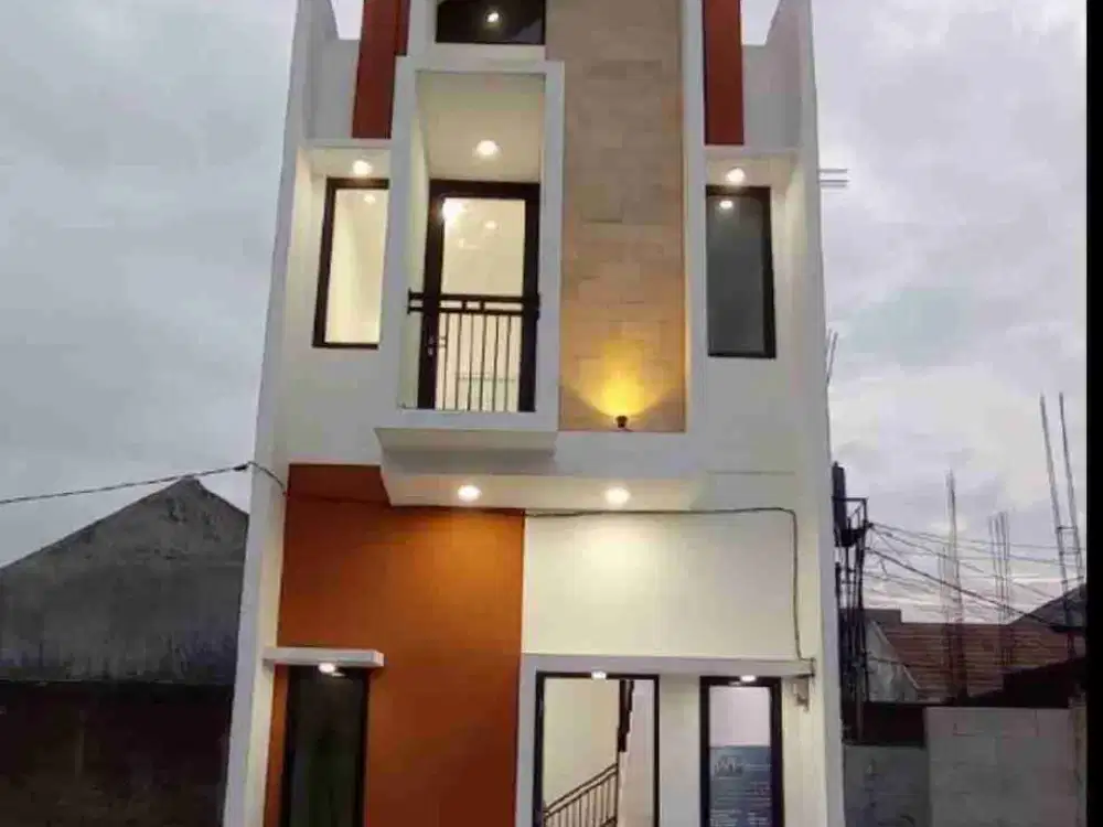 DIJUAL RUMAH 2 LANTAI SEJUK ASRI DEKAT TMII CILANGKAP
