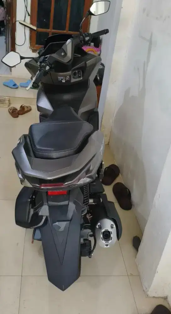 HONDA PCX 160 CBS Abu-Abu Km 2900 Februari 2026 Plat B Jakarta