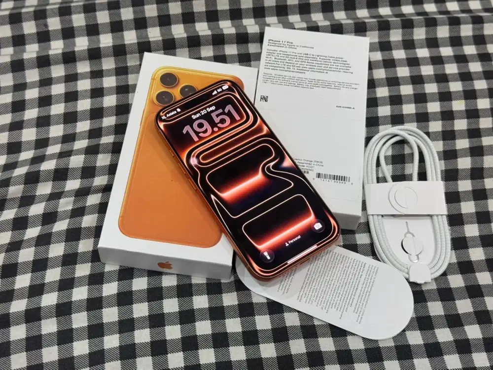 Iphone 17 PRO garansi 2027 bisa TT