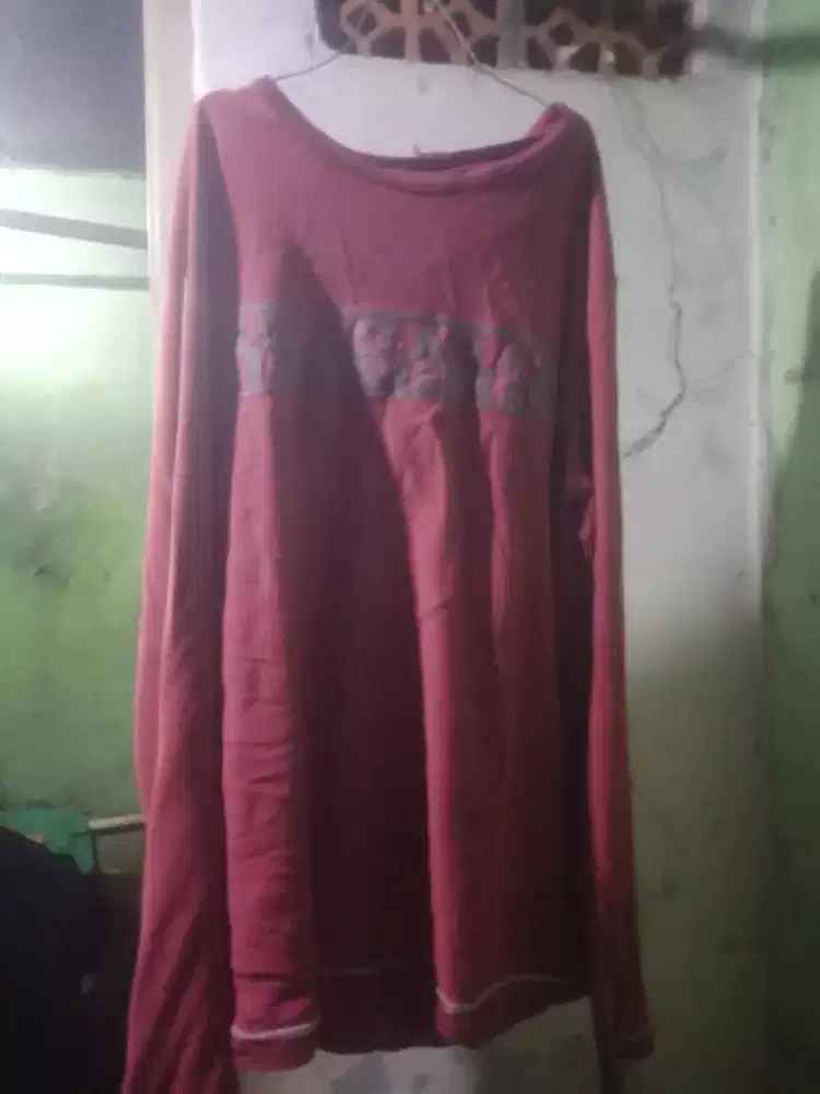 Baju lengan panjang merah L