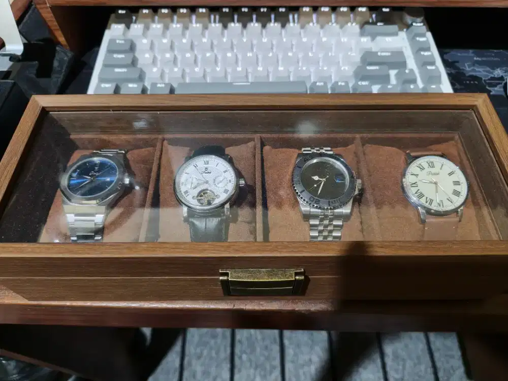 Jam tangan pria Parlent