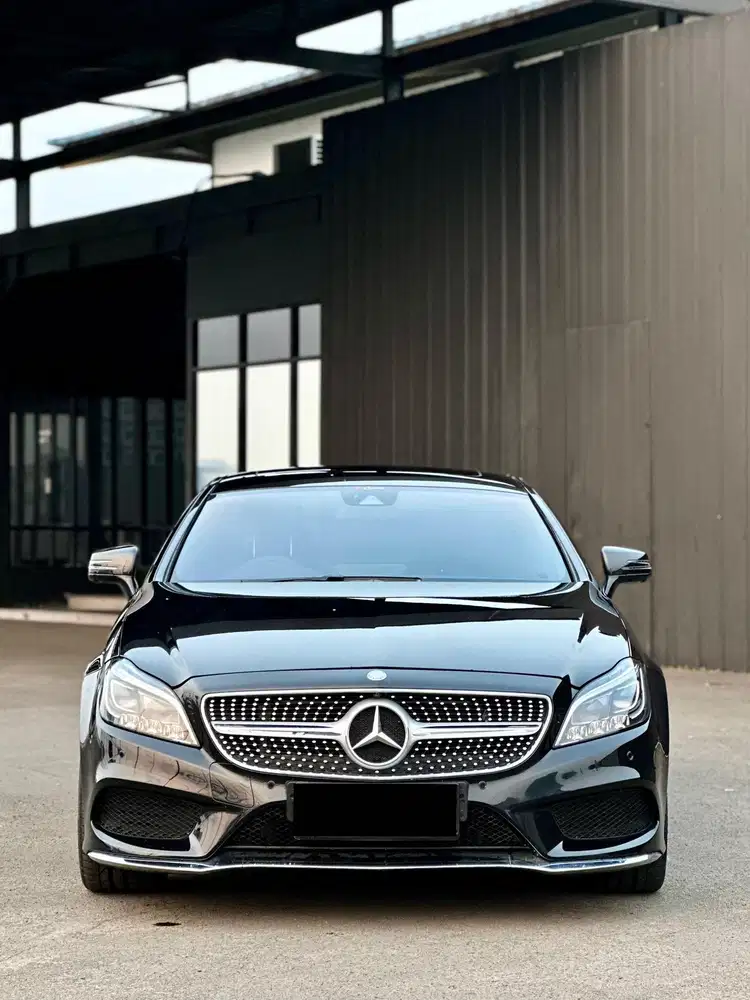 Mercedes benz CLS400 AMG plus low km like new