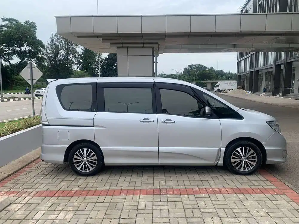 Nissan Serena 2017 Bensin