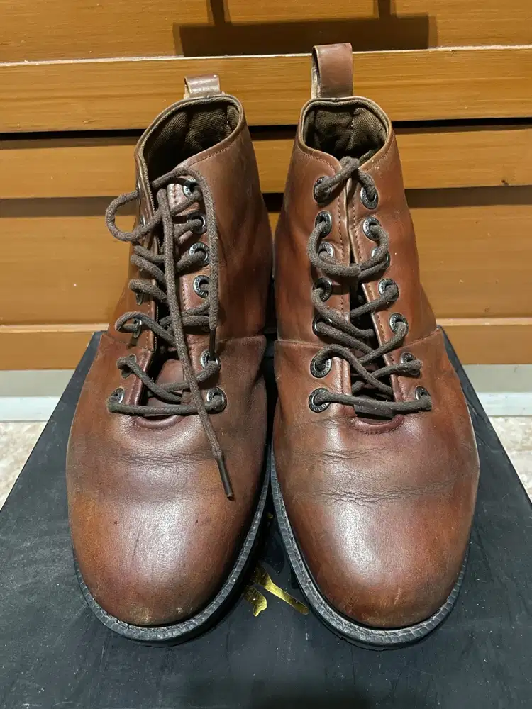 sepatu boots kulit Brodo