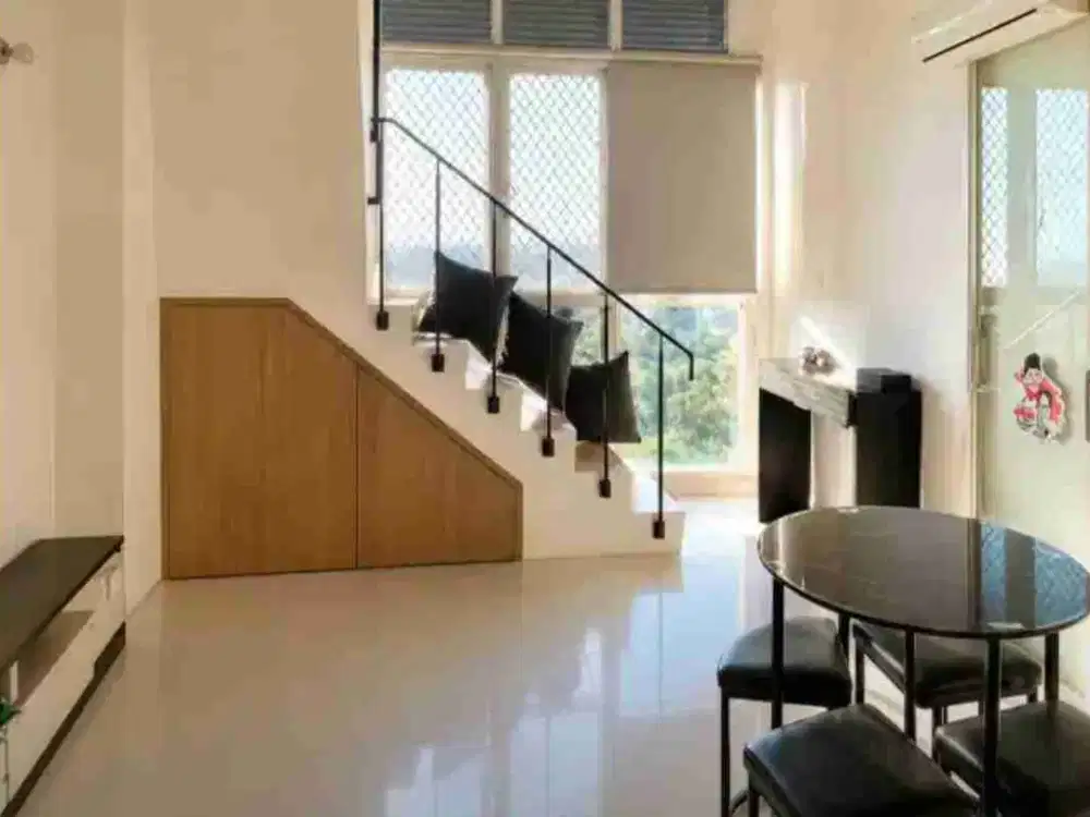 gila 20JT'an royal cityloft apartemen 2 lantai seluas rumah residence wiyung waterplace pbg