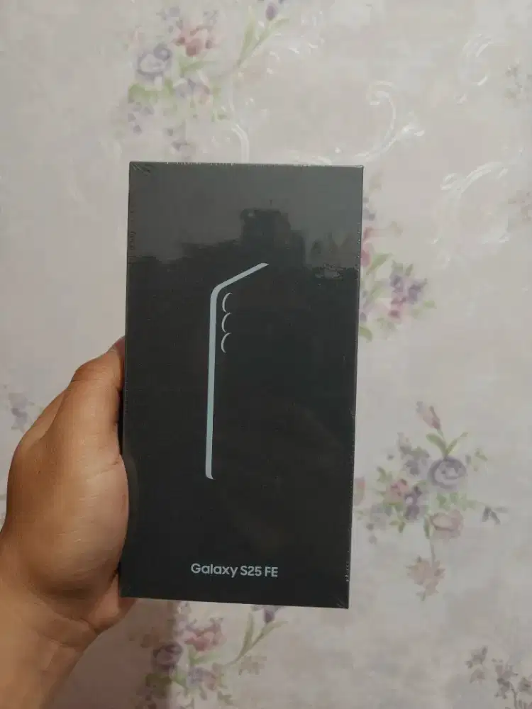 SAMSUNG S25 FE 8/256 BARU SEGEL GRESS BNIB GARANSI RESMI SEIN
