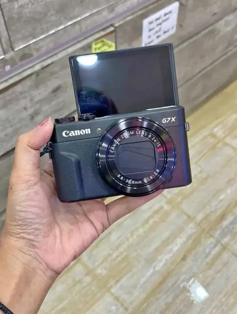 Camera Canon G7X Mark II