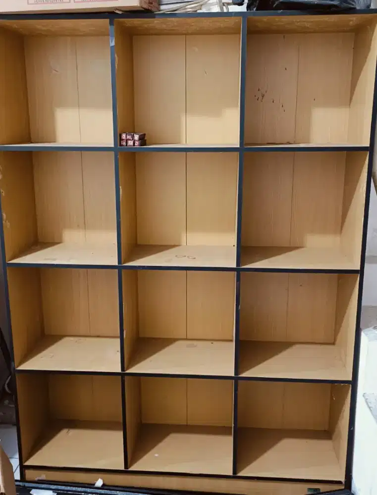 Dijual rak kotak kotak
