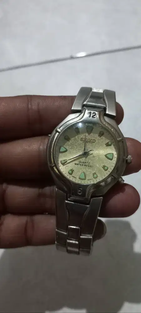 Jam tangan vintage