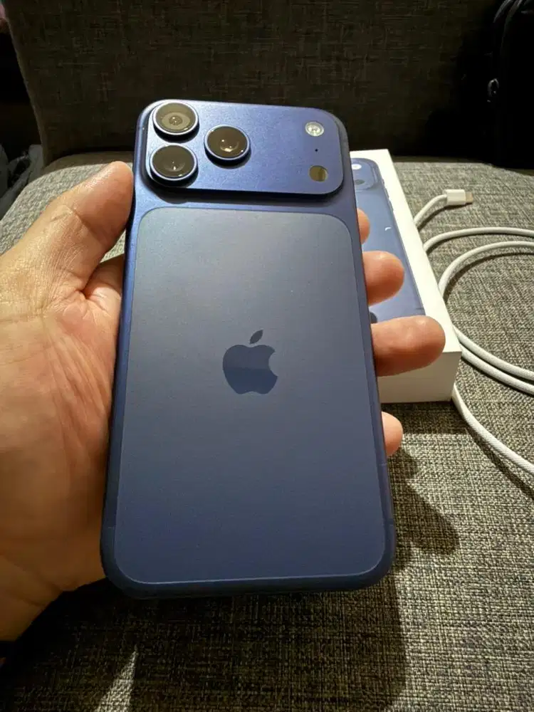 Iphone 17 Pro Max 256GB iBox Preloved