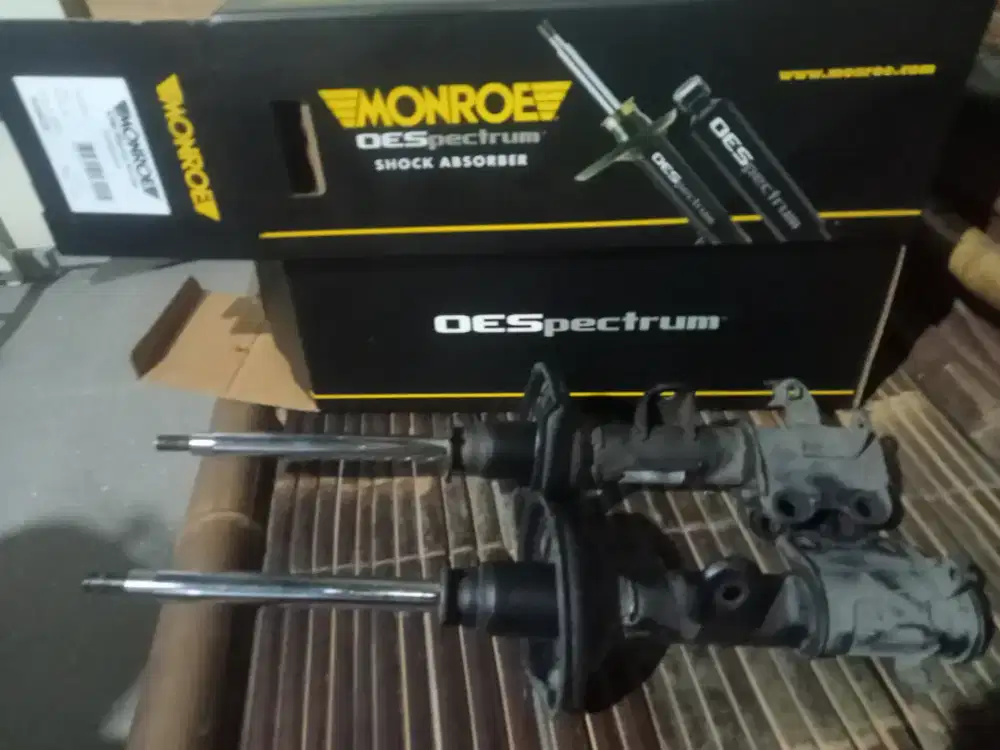 Shock breaker mobil