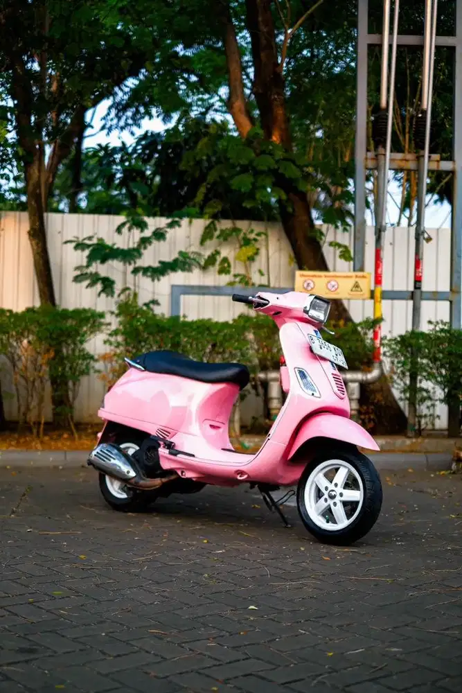 VESPA S PINKY 2013 3v