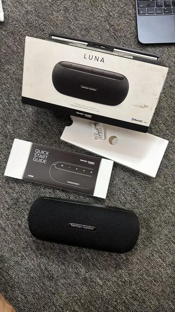 (langka) Harman Kardon Luna - Black Fullset (Sangat jarang dipakai)