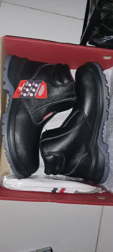 Sepatu Safety   CHEETAH 7111 H